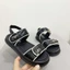 Giày sandal dép cho bé gái Từ 2-10 Tuổi Thời Trang Trường Học Hàn Quốc, Outfit nhẹ nhàng Tự Tin Cá Tính TH Kids