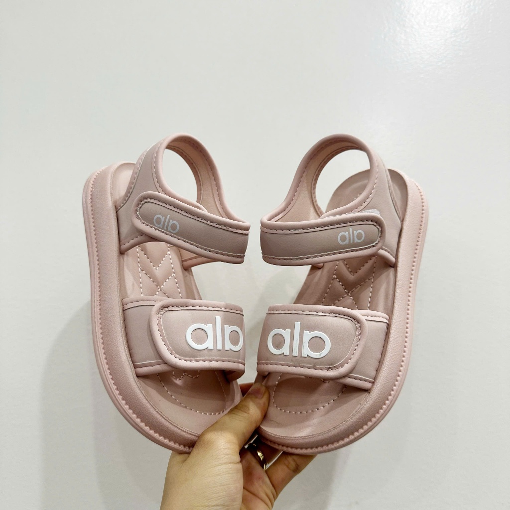 [M196] Sandal Bé Gái 2 Quai Ngang Kẻ - Dép Quai Hậu Trẻ Em Đế Mềm Êm Chân, Quai Dán Tiện Lợi Mẫu Mới 2026 TH Kids