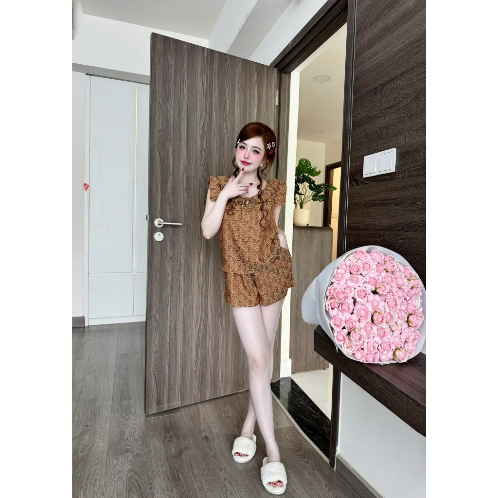 Bộ đồ ngủ nữ Vy Linh quần đùi tay cánh tiên chất liệu gấm mềm mịn,thoải mái S1292