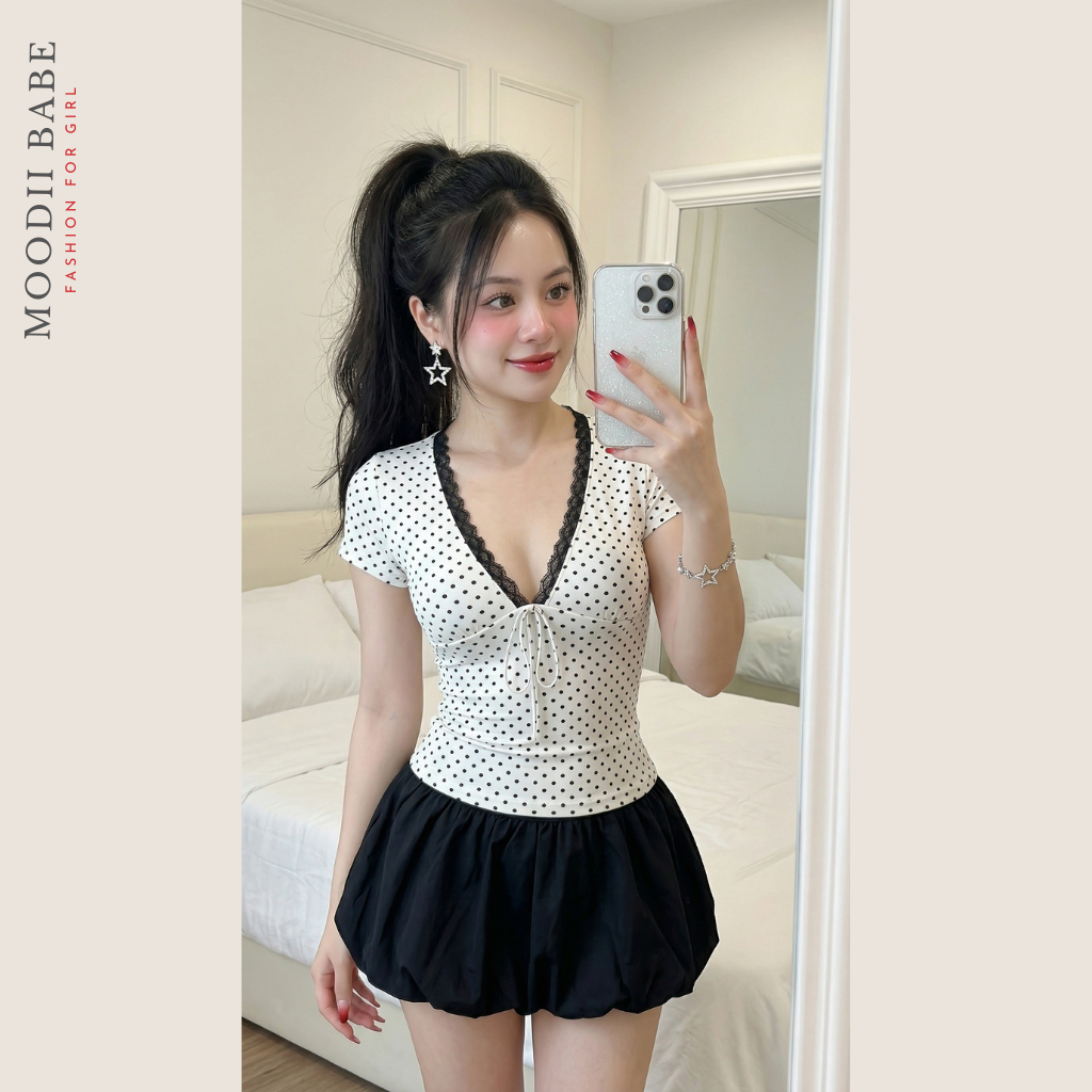 Áo nữ ôm body cổ V phối ren thắt nơ phong cách Y2K chất thun mịn thoáng mát Moodii Babe | BigBuy360 - bigbuy360.vn