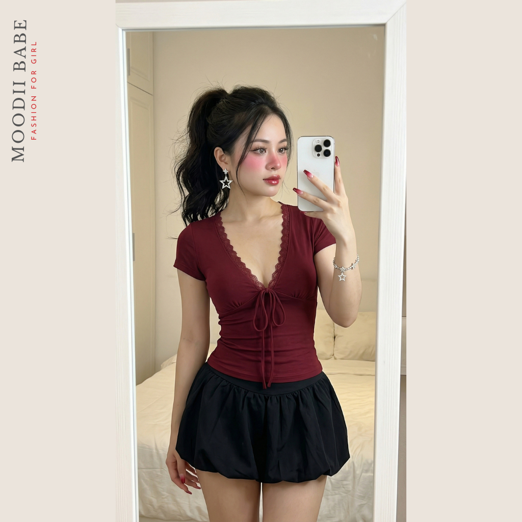 Áo nữ ôm body cổ V phối ren thắt nơ phong cách Y2K chất thun mịn thoáng mát Moodii Babe | BigBuy360 - bigbuy360.vn