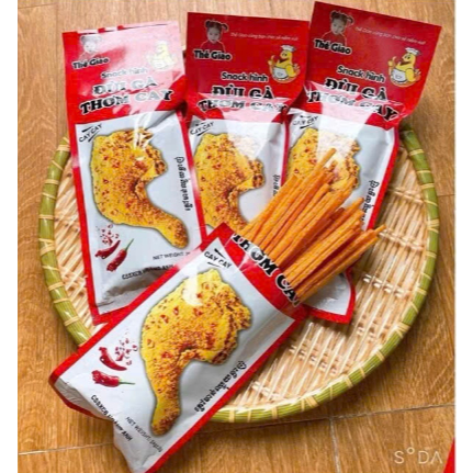 Snack Que Cay Đùi Gà Thế Giai, Snack Giòn Cay Thơm Ngon - Đồ Ăn Vặt Tuổi Thơ
