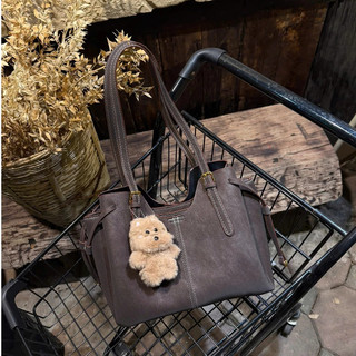 Túi xách nữ tote vintage size 30 da lộn đeo vai thanh lịch dung tích lớn kèm charm MIE BAG