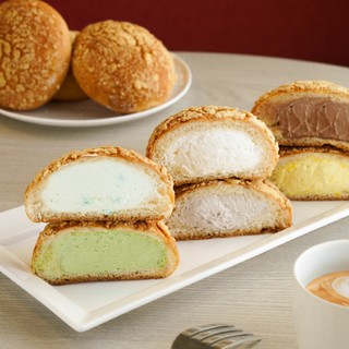 [Hoả tốc HCM] Bánh Mì Soboro Nhân Kem Tươi Vị Dưa Lưới - Melon Soboro Cobi Bread