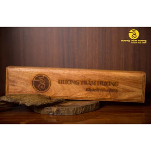Nhang Trầm Gia Tiên 30cm (3 Tấc) – Hộp Gỗ Quà Tặng 160g.