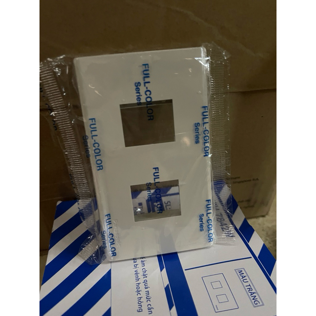 Chính hãng PANASONIC hàng full (nhỏ) - Công tắc, ổ cắm, mặt 1,2,3,4,6