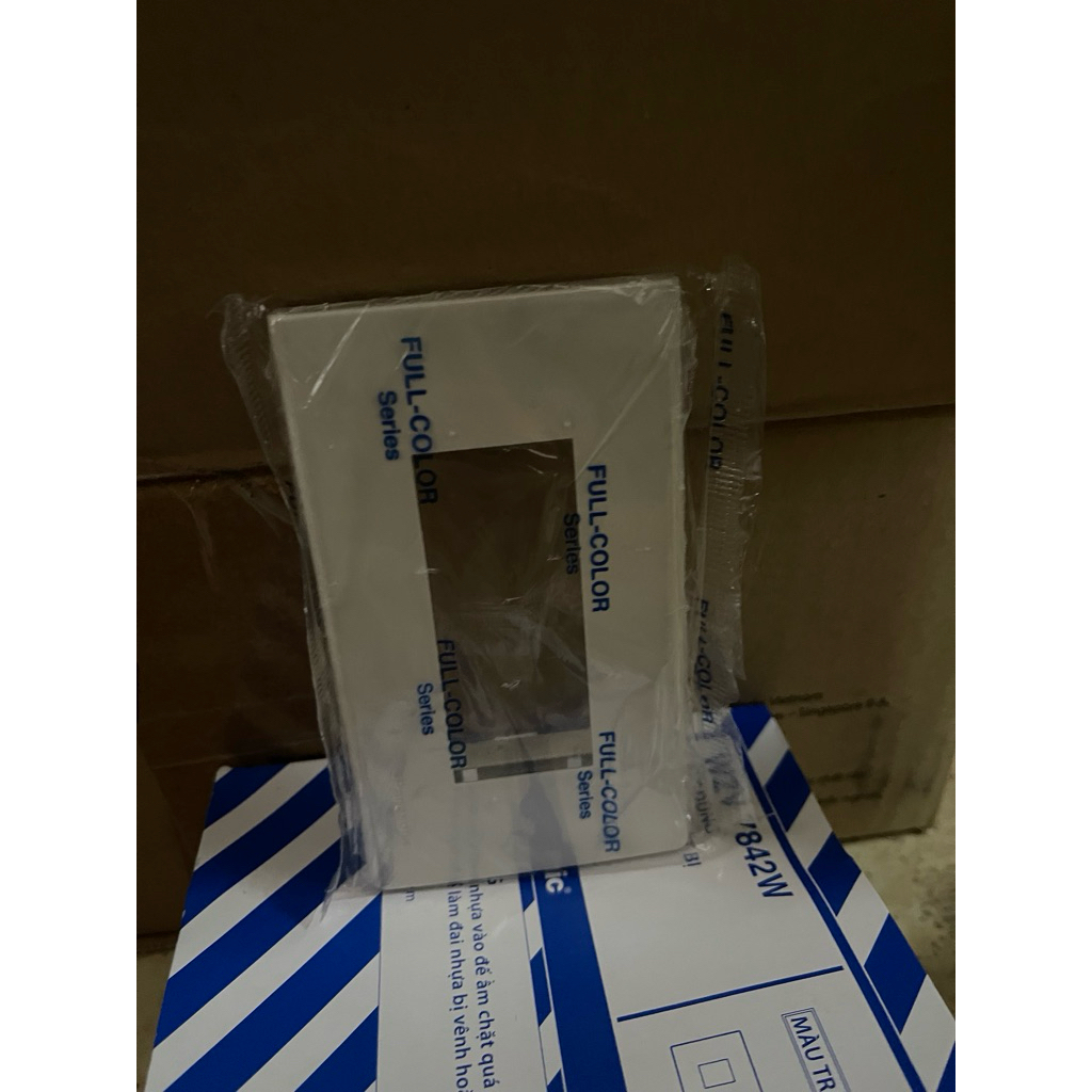 Chính hãng PANASONIC hàng full (nhỏ) - Công tắc, ổ cắm, mặt 1,2,3,4,6