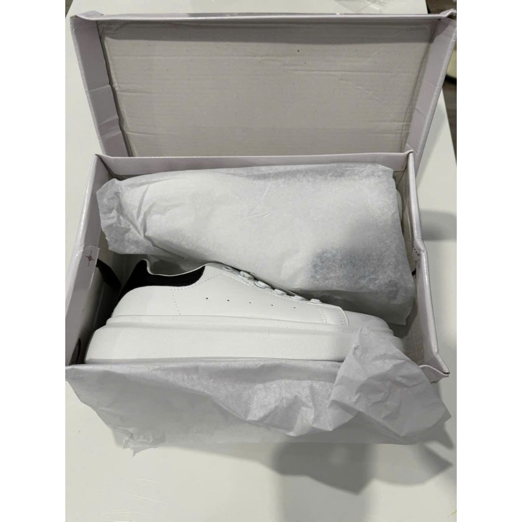 GIÀY 99K [Size 36-44]- Fullbox Giày Thể Thao Full trắng, êm, nhẹ, kiểu dáng, màu sắc trẻ trung phù hợp đi chơi, đi làm