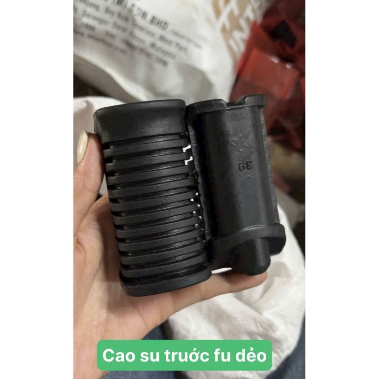 Cao su gác chân trước Future đời đầu hàng loại tốt ( cao su dẻo )