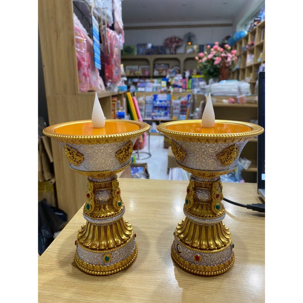 Đèn Thờ Điện, Chân Đèn Thờ Composite Cao Cấp,Chân Đèn Cúng Dường Điện Kèm Sạc, Cao 19CM Cả Ngọn