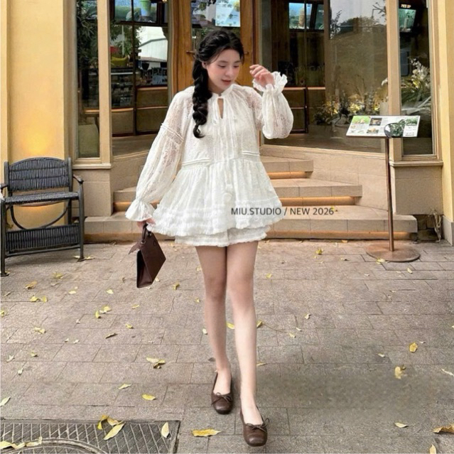 Set bộ đồ nữ phối ren cao cấp-Áo ren trắng tiểu thư tay bồng phối bèo dáng rộng + quần short style HQ mặc đi chơi đi dạo
