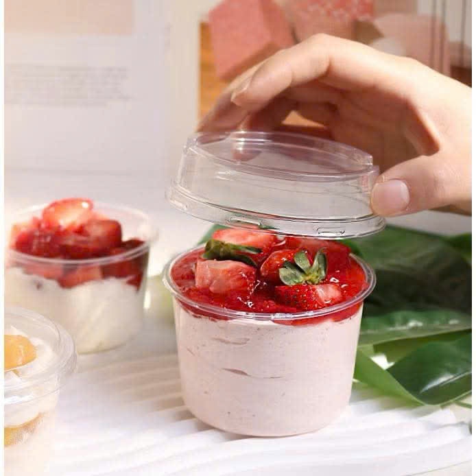 Combo 100 Hộp Nhựa Tròn Đựng Bánh Lạnh, Mousse, Sữa Chua, Panna Cotta Trái Cây 150ml - 250ml [XY583/ W250]