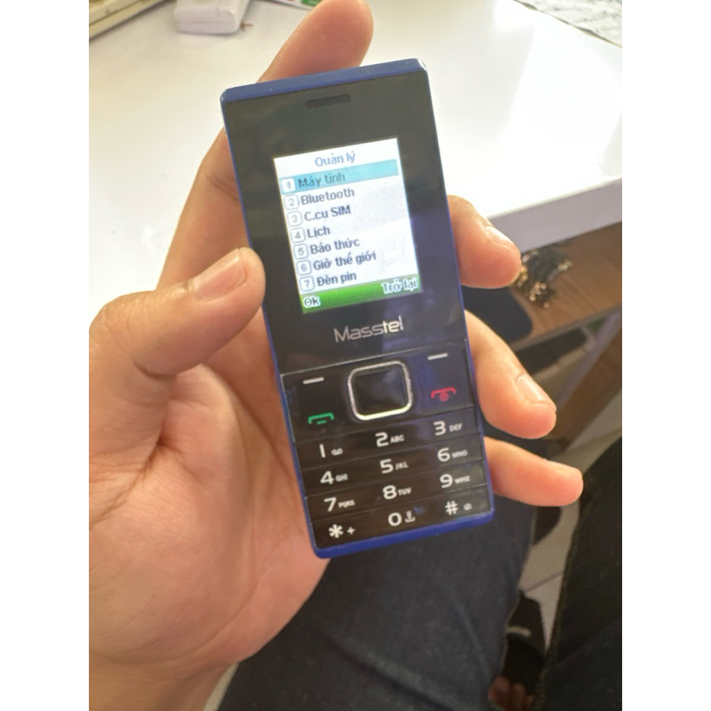 Điện thoại cũ 2 sim dùng bình thường (kèm pin) - điện thoại Masstel nhận sim Việt theo bình thường - nghe gọi tốt