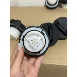 Nắp bình dầu ô tô, nắp bình xăng xe tải, xe con loại xoáy không khóa (1 chiếc).D