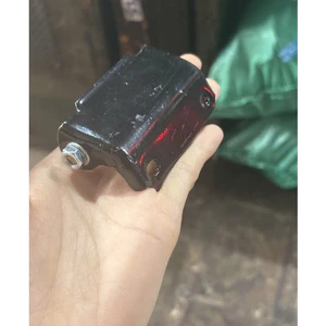 Bản lề, bas trước yên xe Airblade, SCR - hàng phụ kiện thay thế