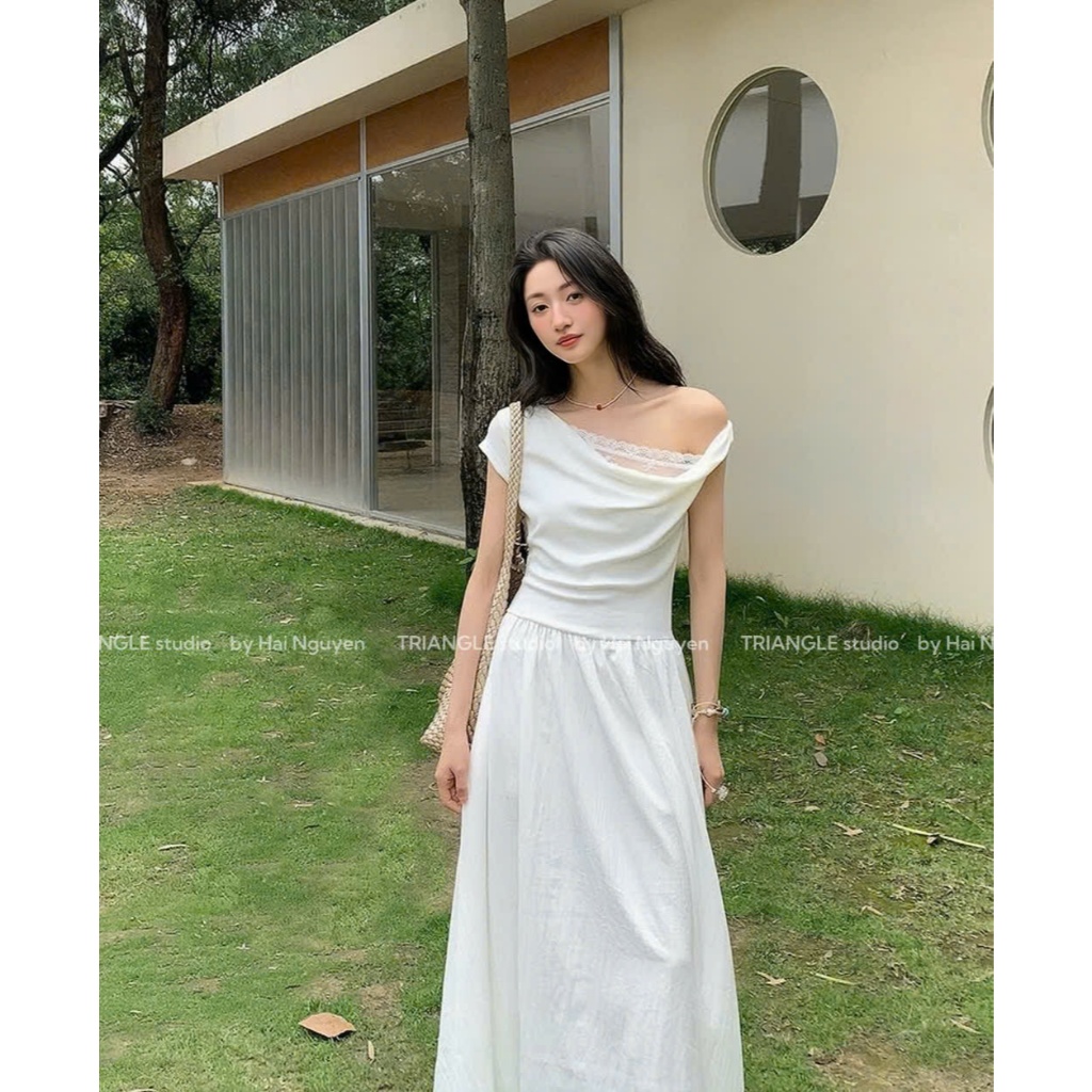 TRIANGLE - Lovely Dress (Cân nhắc kỹ, return is not welcomed) Đầm lệch vai phối ren dáng dài xòe style thanh lịch