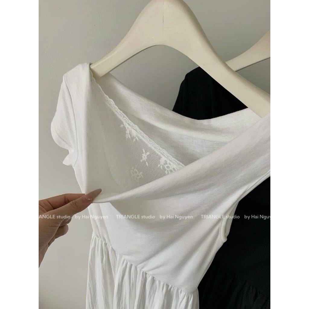 TRIANGLE - Lovely Dress (Cân nhắc kỹ, return is not welcomed) Đầm lệch vai phối ren dáng dài xòe style thanh lịch