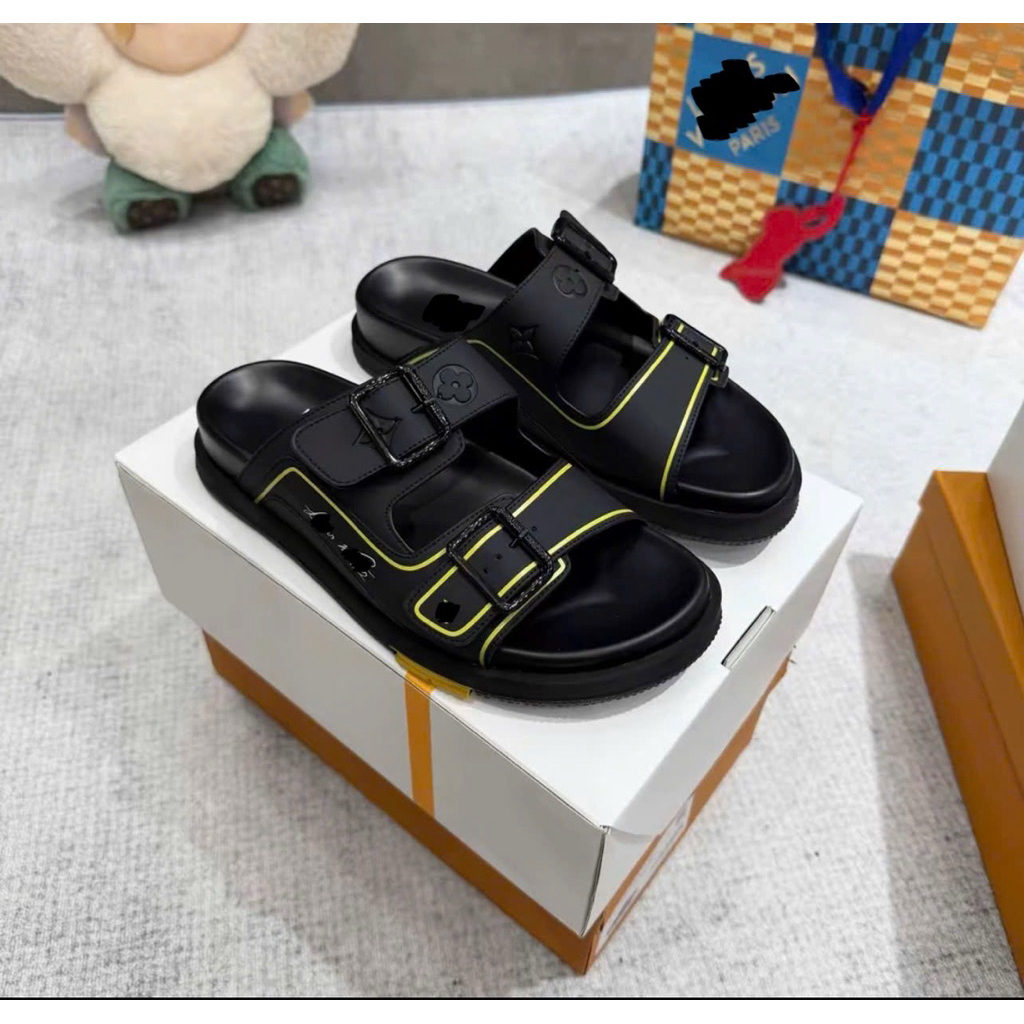 ⚡️[Hight Quality] Dép Lê Quai Ngang \/ Sandal Tra1ner Full Box - Điểm Nhấn Quai Cài Phối Viền Vàng Cao Cấp Loại 1