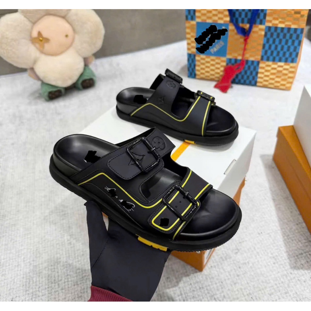 ⚡️[Hight Quality] Dép Lê Quai Ngang \/ Sandal Tra1ner Full Box - Điểm Nhấn Quai Cài Phối Viền Vàng Cao Cấp Loại 1