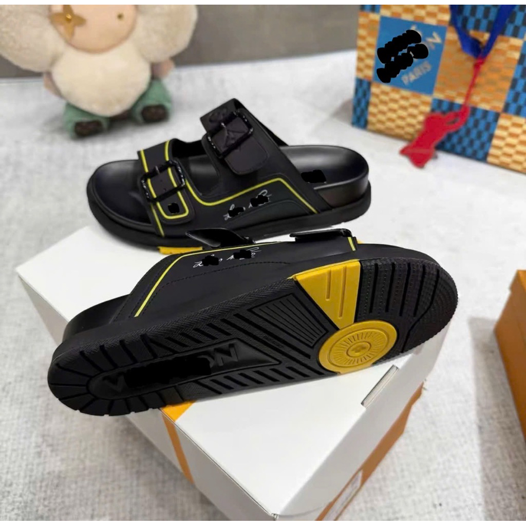 ⚡️[Hight Quality] Dép Lê Quai Ngang \/ Sandal Tra1ner Full Box - Điểm Nhấn Quai Cài Phối Viền Vàng Cao Cấp Loại 1