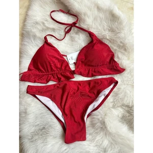 Set Áo 2 Mảnh 3 Chi Tiết Kiểu Chân Váy Bèo 2 Tầng Cá Tính❤️(hàng order 7-10n)