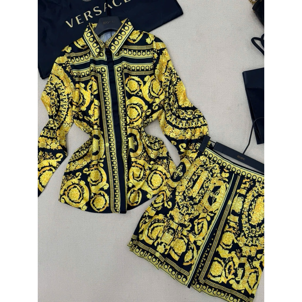set áo sơ mi lụa Versace & váy màu vàng siêu cấp