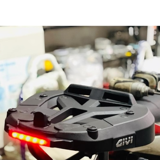 BAGA GIVI  MF HONDA VARIO160 - Chính hãng