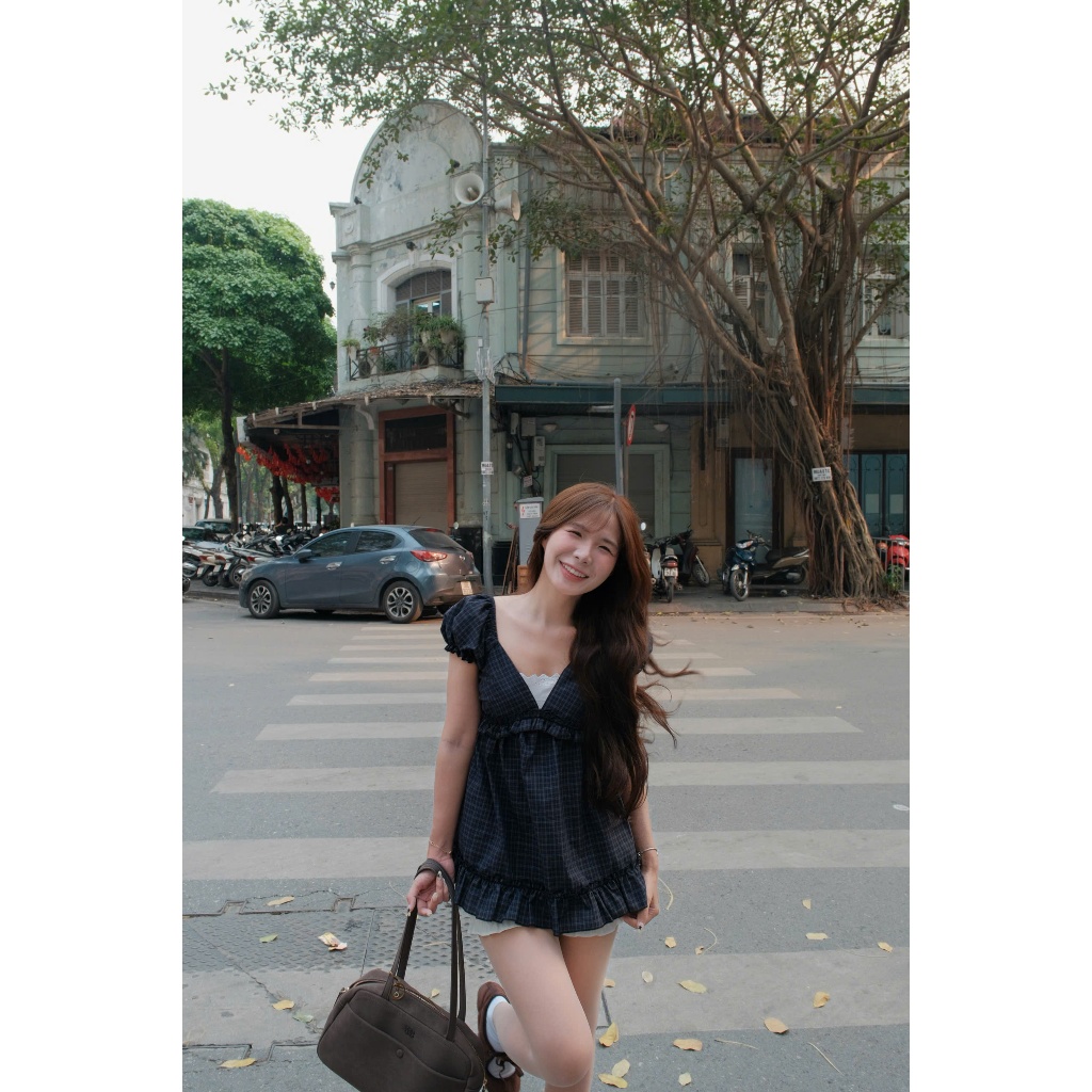 Ami babydoll (TSW) Áo babydoll kẻ caro cổ V Nữ the.sweaterweather TSW