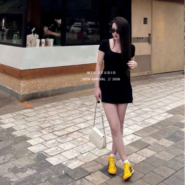 Đầm nữ tay ngắn cổ vuông dáng ngắn xoè nhẹ ôm body tôn dáng phong cách basic trẻ trung,chất liệu co giãn dày dặn cao cấp