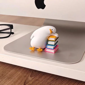 Mô hình vịt trắng tựa sách decor bàn làm việc, màn hình máy tính, quà tặng, taplo xe