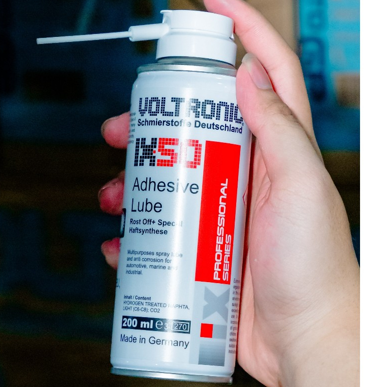 Dung Dịch Xịt Dưỡng Sên IX50 Voltronic Dung Tích 200ml