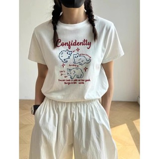Áo Baby Tee In Chữ Đỏ Confidently Xinh Xắn, Chất Liệu Cotton Mềm Mại Thấm Hút Mồ Hôi