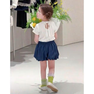 [B&G] Sét bộ áo cotton trắng kèm quần bí xanh đen cá tính mùa hè cho bé gái 10-45kg