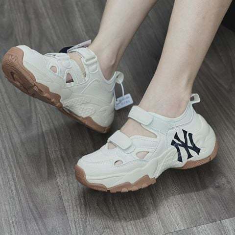 [Chính hãng] Giày Sandal Unisex Đế cao MLB Big Ball Chunky Mask New York Yankees - 3ASDCH133-50CRS