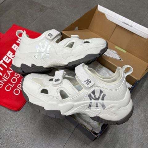 [Chính hãng] Giày Sandal Unisex Đế cao MLB Big Ball Chunky Mask New York Yankees - 3ASDCH133-50CRS