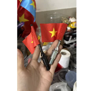 Lá Cờ Đỏ Sao Vàng Việt Nam Gắn Chân Gương, Ốc Chân Kính Mô Tô Xe Máy Chân 10li Ren Thuận Đủ Màu