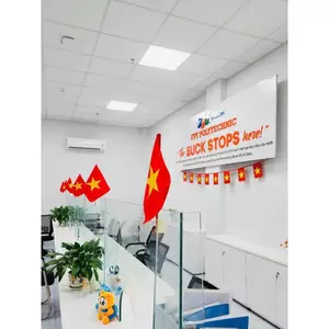 Cờ Đỏ Sao Vàng 30/4 1/5 - Cờ Tổ Quốc Cầm Tay Và Để Bàn Trang Trí Lễ Giải Phóng (Chọn Loại) | Tiến Bóng Bay