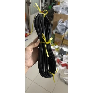 DÂY NẸP VIỀN CỐP XE BẰNG CAO SU ĐEN (1 cuộn) loại đẹp