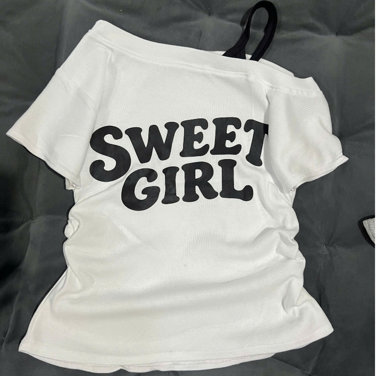SWEEY GIRL Áo Thun Lệch Vào Chất Coton Tăm Mẫu Mới 2026 Hottrend Màu Trắng Xám Đen