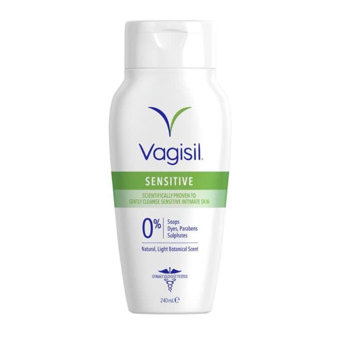 M56_ Dung dịch vệ sinh Vagisil 240ml
