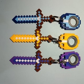 Combo Keyrambit Và Phụ Kiện Minecraft khai thác tài nguyên chế bằng Vàng - Móc khóa Vận động ngón tay và xả stress