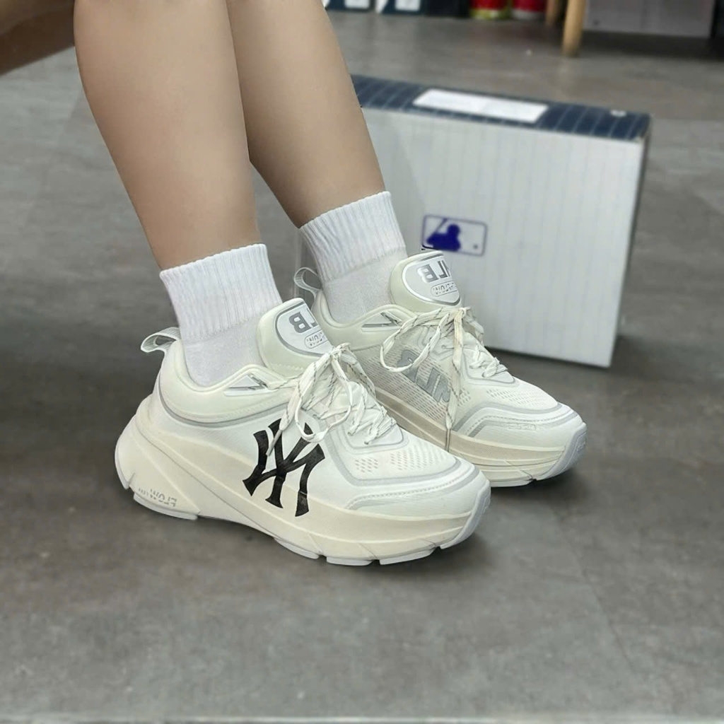 [Chính hãng] Giày thể thao sneaker MLB Athflow v2 New York Yankees Trắng Đen - 3ARNATF4N-50IVS
