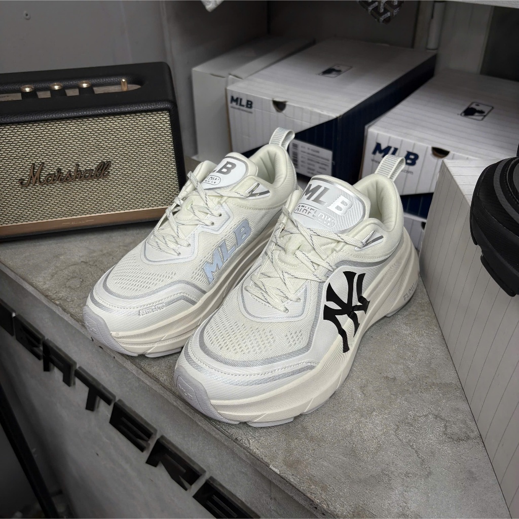 [Chính hãng] Giày thể thao sneaker MLB Athflow v2 New York Yankees Trắng Đen - 3ARNATF4N-50IVS