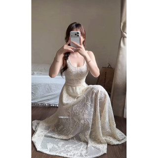 Váy Đầm Ren Tổ Ong Đi Biển 2s Cổ Vuông Điệu Đà Joie