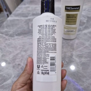 Combo 3 Chai Dầu Xả TreSemme Keratin Smooth Vào Nếp Suôn Mượt 140g-Hàng Khuyến mãi