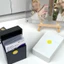Hộp nhựa bật nắp, tiện lợi cho việc đựng và bảo quản card và ảnh thần tượng. 9x5.8x2.6cm.