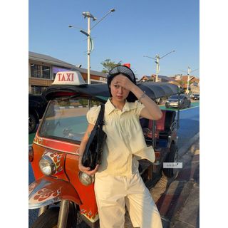 𝐀𝐥𝐢𝐫𝐚 𝐓𝐨𝐩 - Áo kiểu nữ, áo sơ mi xô vàng sọc tay ngắn nhien.official  NAS00045