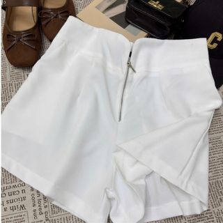 Quần đùi bigsize nữ lưng thun chất vải samin cứng có khóa kéo và đứng form, Quần short nữ dễ phối đồ Q24