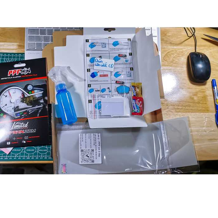 PPF cách nhiệt dán kính  AGV pista k1 k3... vv. . .PPF dán bảo vệ kính mũ, nhập khẩu