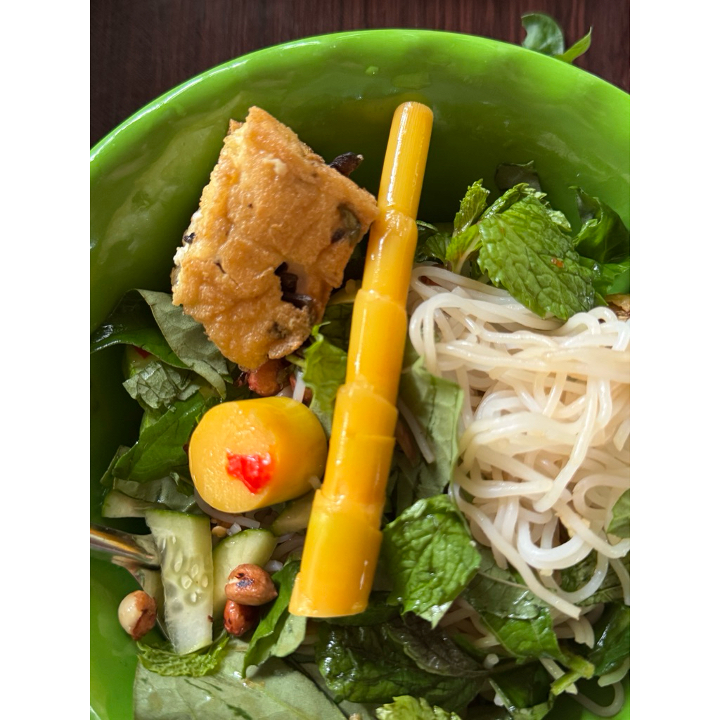 2 Hộp Măng Trúc - Chua Cay Ngọt - Đường + Muối + Ớt ( lóng + đọt ) 1kg8 - 2kg